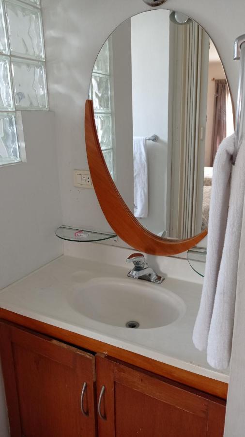 Confort Ejecutivo Suites Lindavista Guadalupe  Εξωτερικό φωτογραφία