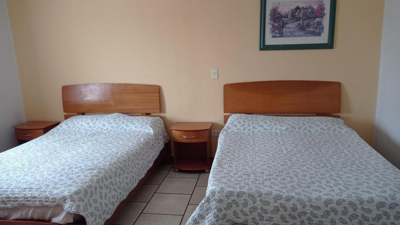 Confort Ejecutivo Suites Lindavista Guadalupe  Εξωτερικό φωτογραφία