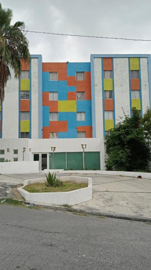 Confort Ejecutivo Suites Lindavista Guadalupe  Εξωτερικό φωτογραφία