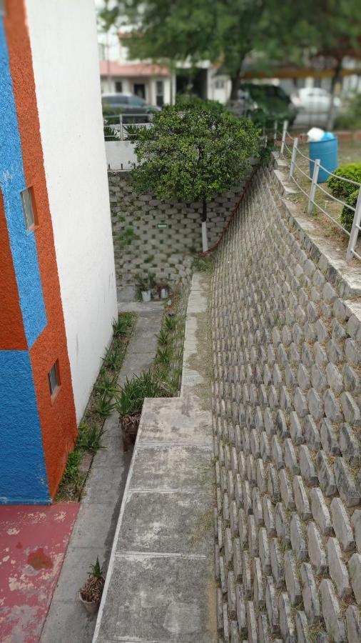 Confort Ejecutivo Suites Lindavista Guadalupe  Εξωτερικό φωτογραφία