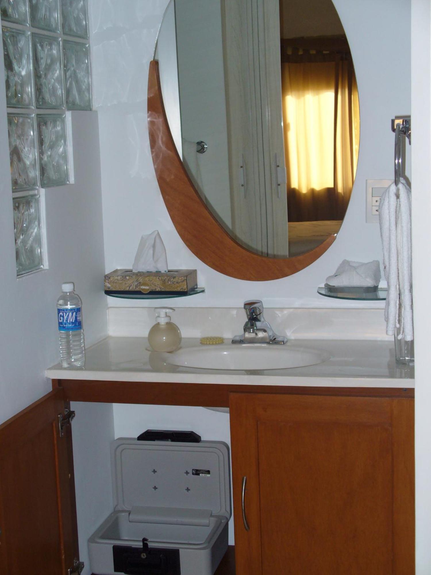 Confort Ejecutivo Suites Lindavista Guadalupe  Εξωτερικό φωτογραφία